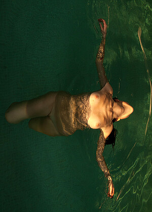 free sex pornphoto 10 Vincenza Boscone maid-amateur-nude-xl zishy